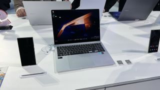 an image of the Samsung Galaxy Book 4
