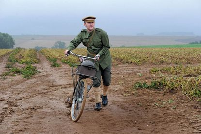 cycle tours of ww1 battlefields