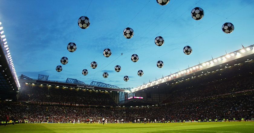A general view of the action during the UEFA Champions League Final match between Juventus FC and AC Milan on May 28, 2003 at Old Trafford in Manchester, England. AC Milan won the final 3-2 on penalties.