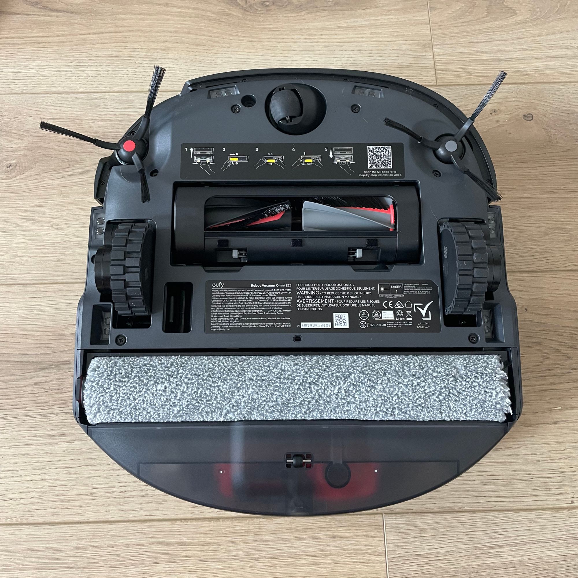 Underside of the Eufy Robot Vacuum Omni E25 robot vacuum