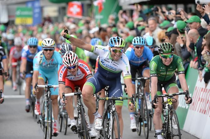 Michael Albasini (Orica-GreenEdge) wins the sprint