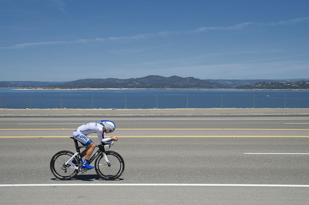 A UnitedHealthcare rider cruises along Folsom Lake in 2014
