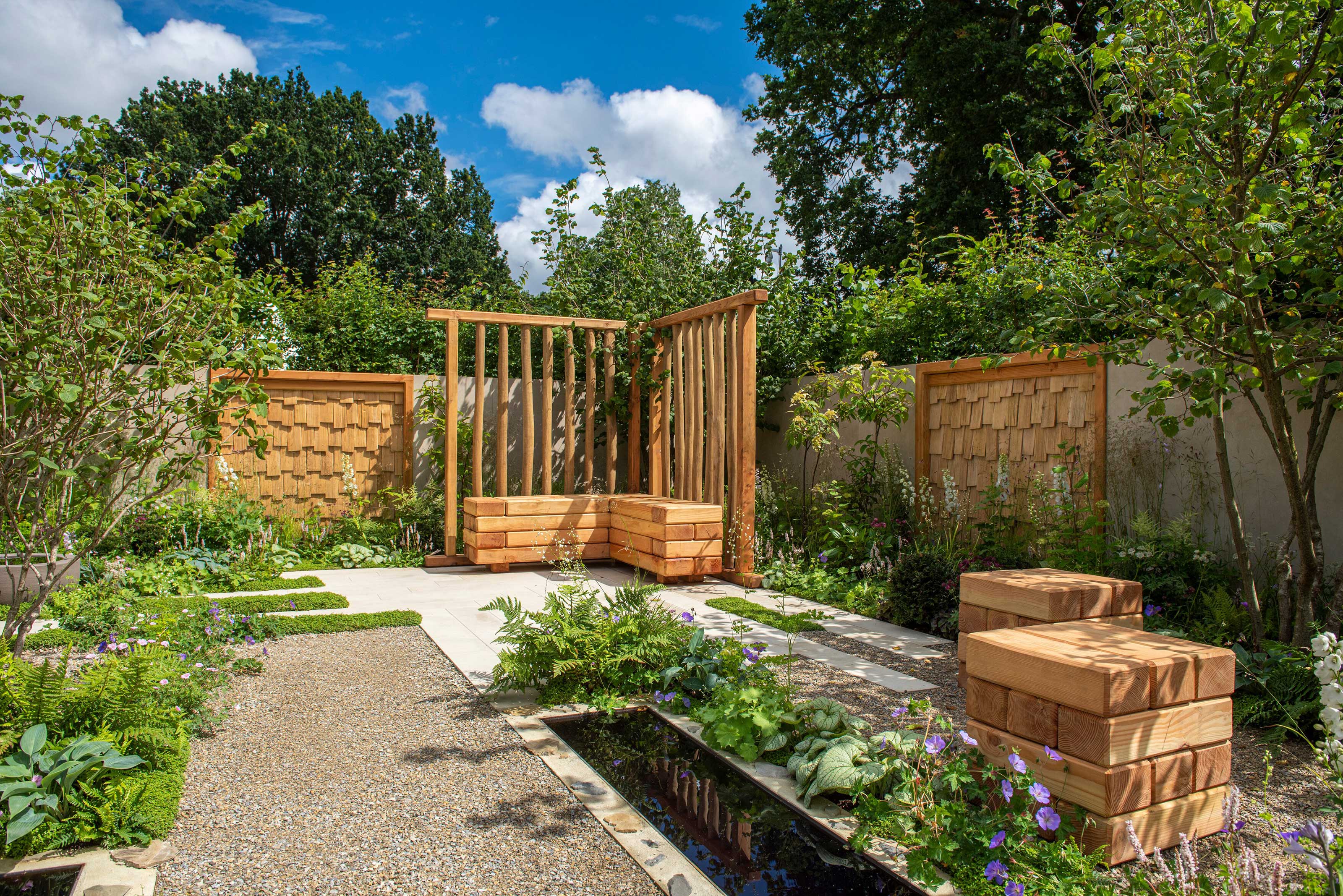 The communication garden at hampton court garden festival 2021