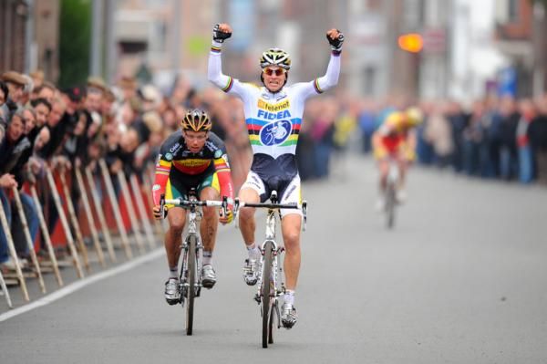 Stybar remained unbeaten in the 2010-2011 season, winning his fifth consecutive race.