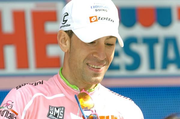 Italy's Vincenzo Nibali (Liquigas - Doimo) takes over the race lead after stage four.