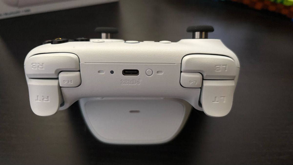 8BitDo Ultimate 2