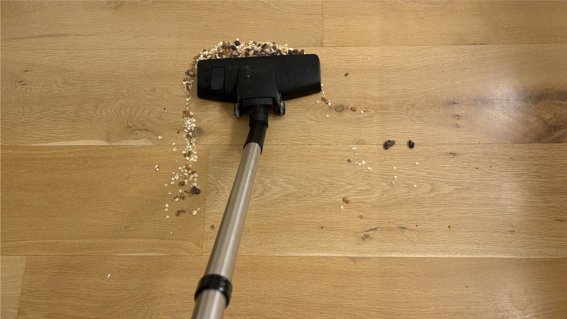 Testing the Henry HVR160 Vacuum Cleaner