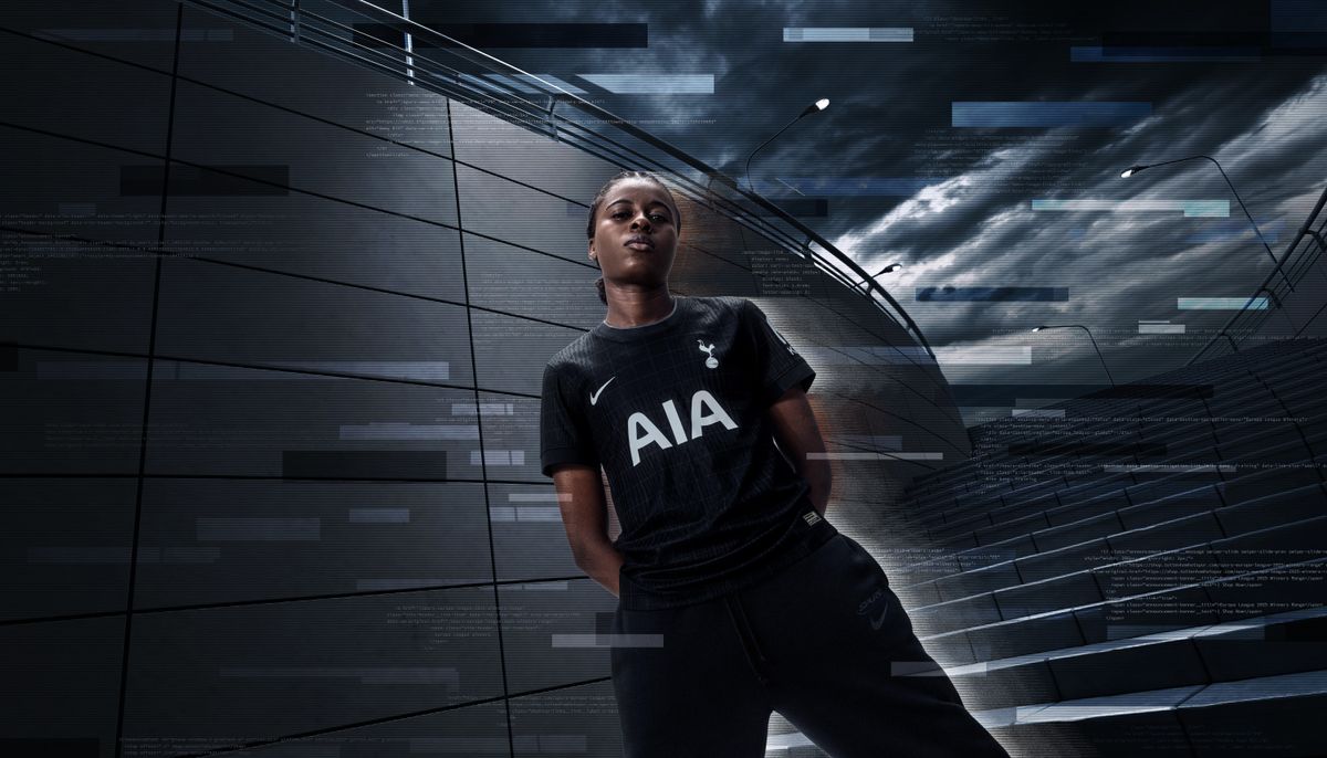 Jess Naz stylishly wears Tottenham's new away kit
