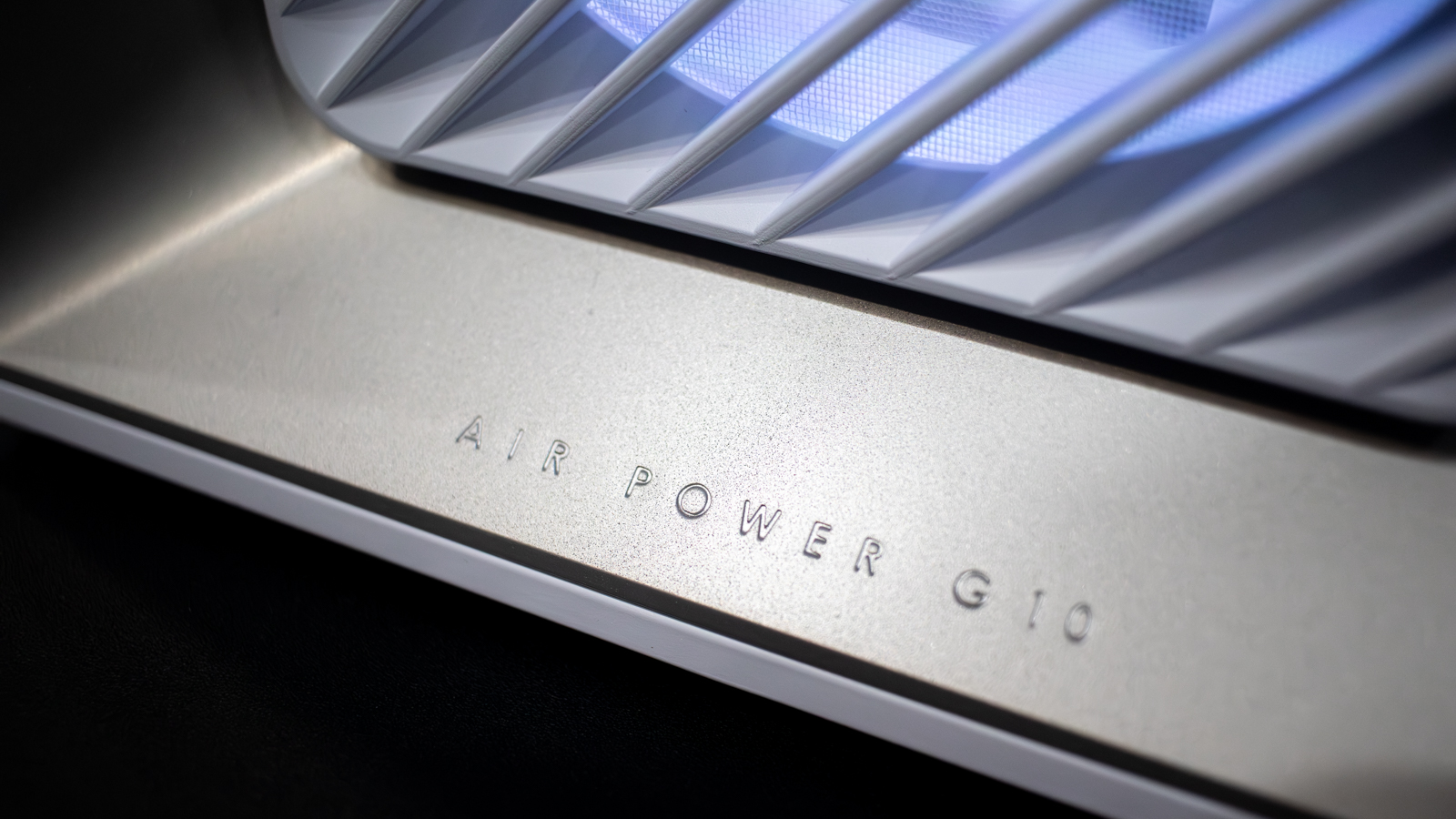 The FormulaV Line Air Power G10 PC case