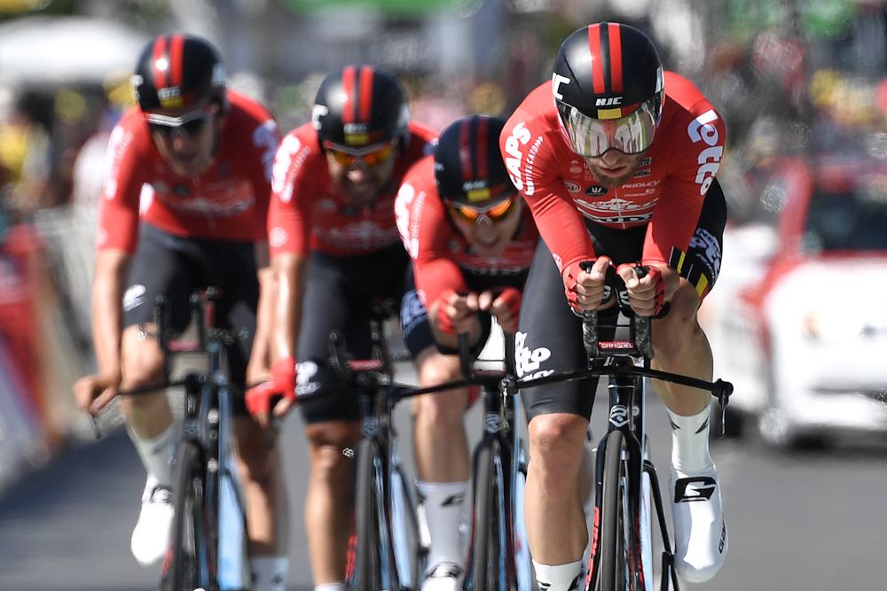 Lotto Soudal riders approach the finish of the stage 3 TTT
