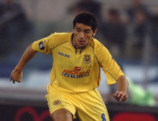 Juan Roman Riquelme playing for Villarreal against Lazio, 2004