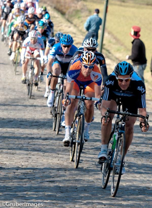 Flecha glides along the cobbles and leads the peloton