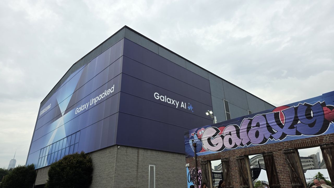 Samsung Galaxy Z Fold 7 review sample image