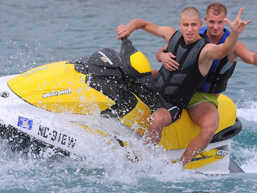 Sagan enjoys some end of season downtime in Curacao