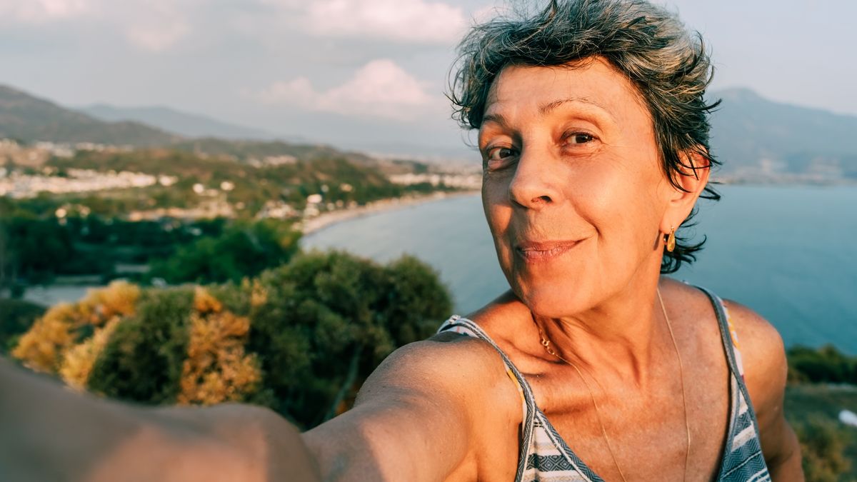 Doctors say AI model can predict 'biological age' from a selfie — and want to use it to guide cancer treatment