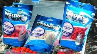 Best carp bait for winter fishing - boilies in a bag