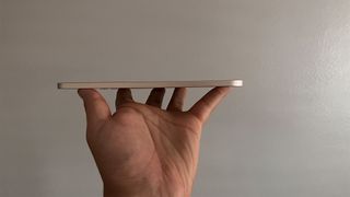 Close up images of the iPad Mini (2021) tablet