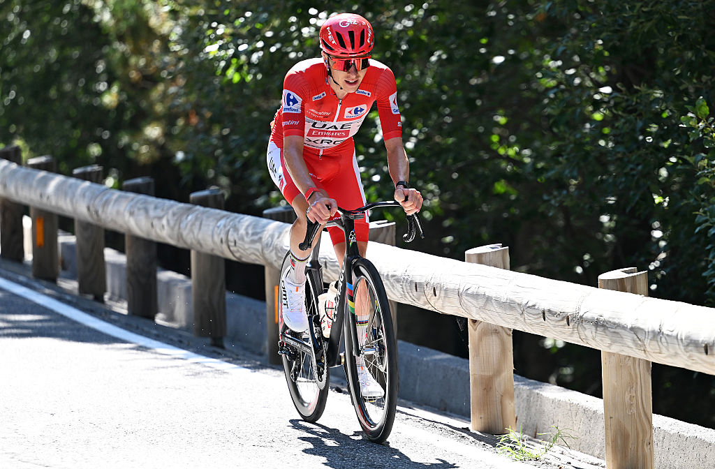 As it happened: Domination on stage 4 of the Vuelta a Espa&ntilde;a with a long-range solo move in Andorra
