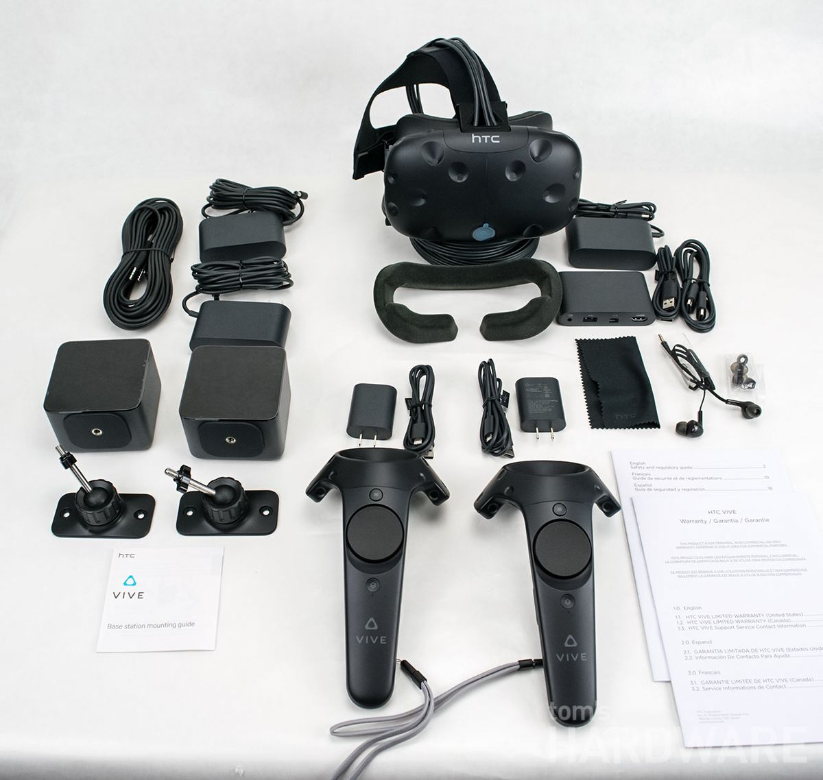 What's In The HTC Vive Box