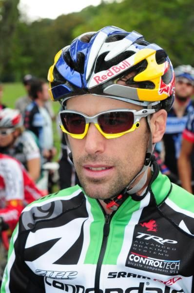 Tim Johnson (Cannondale/cyclocrossworld.com) awaits the start of the men's race.