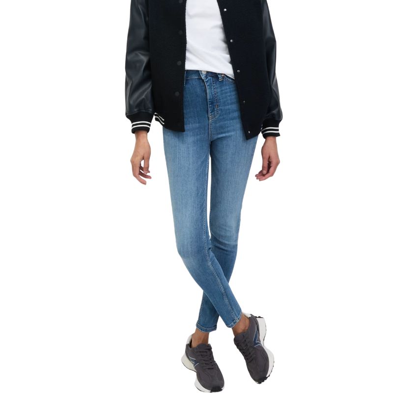 Ivy Supersoft High Waisted Skinny Jeans on model 