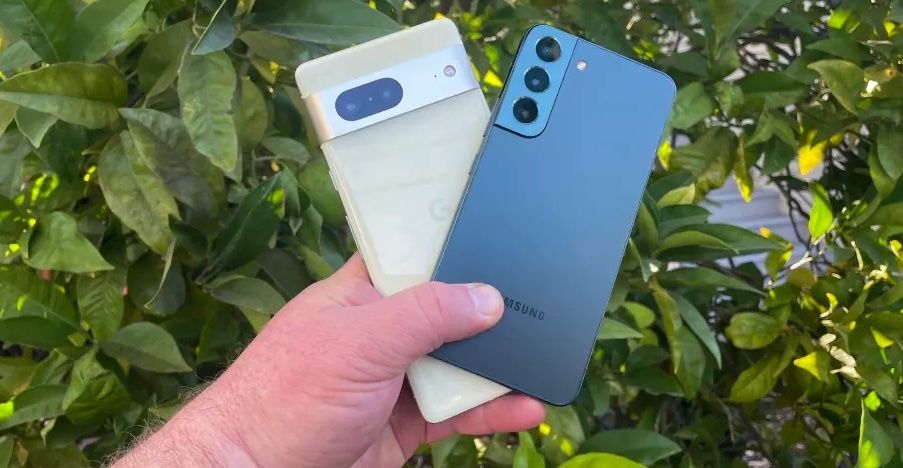 Google Pixel 7 vs. Samsung Galaxy S22