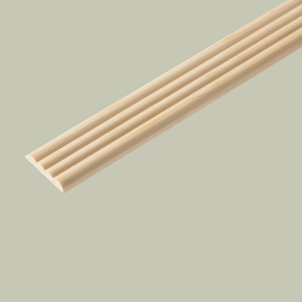 B&amp;amp;Q, Decorative Unfinished Pine Reeded angle Moulding (L)2400mm (W)35mm (T)4.5mm