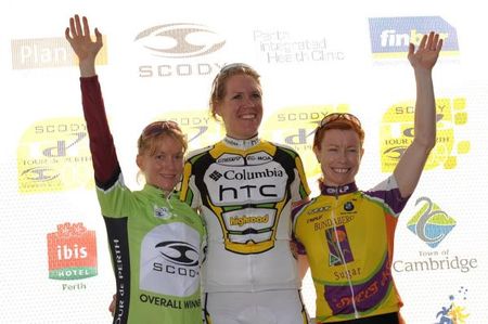 Elite women's podium (L-R): Ruth Corset (AIS), Eileen Van Duij and Simone Grounds (Bundaberg Sugars).