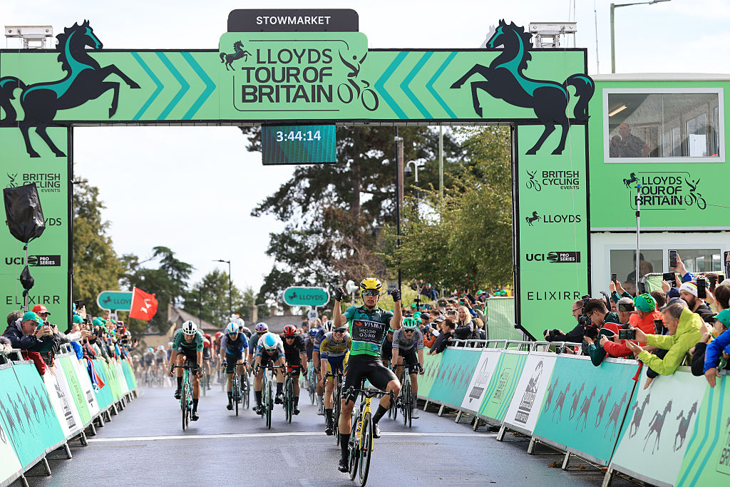 STOWMARKET, ENGLAND - SEPTEMBER 03: Olav Kooij of Netherlands and Team Visma | Lease a Bike - Green Leader Jersey celebrates at finish line as stage winner during the 21st Tour of Britain 2025, Stage 2 a 169.3km stage from Stowmarket to Stowmarket on September 03, 2025 in Stowmarket, England. (Photo by Stephen Pond/Getty Images)