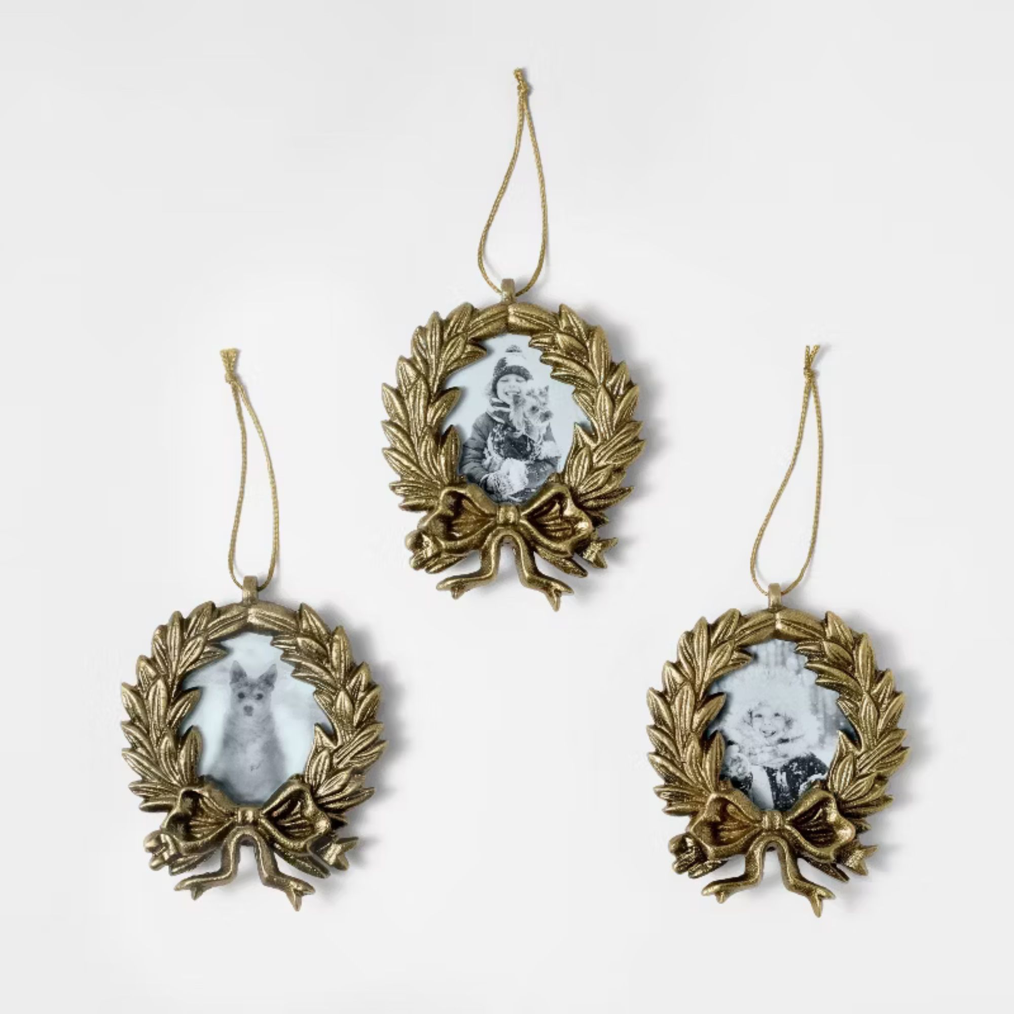 Set of 3 Wreath Picture Frame Christmas Ornaments
