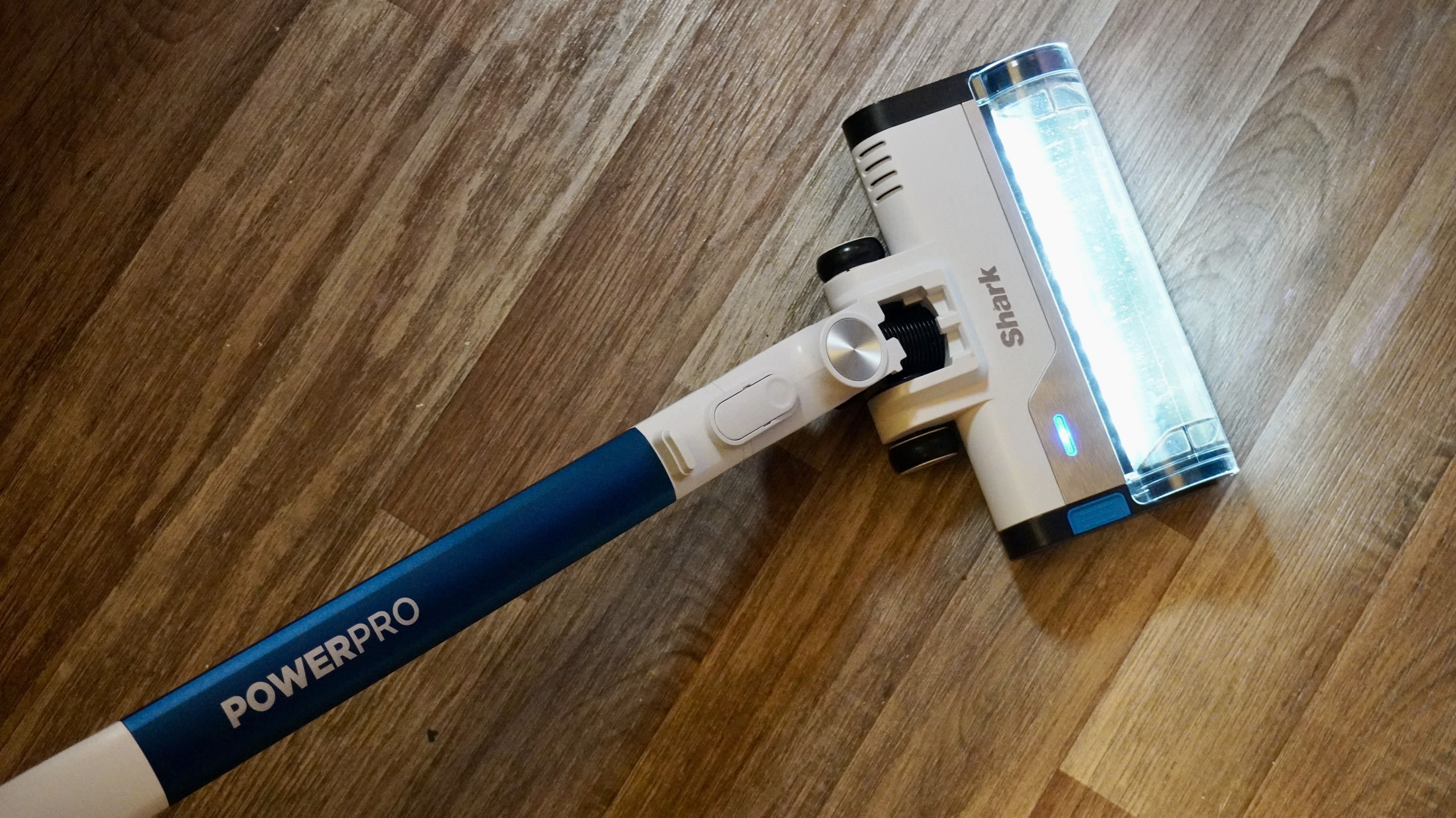 Shark PowerPro IZ380UK on test in a home