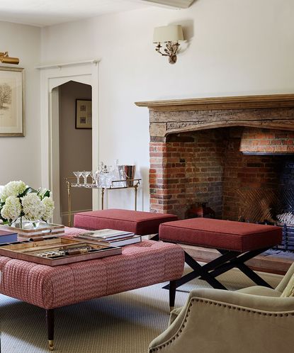 Enjoy this house in the Surrey hills, designed by studio Sims Hilditch