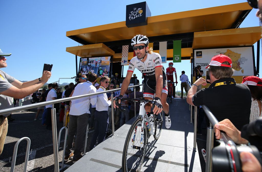 Fans snap a picture of Fabian Cancellara (Trek-Segafredo)