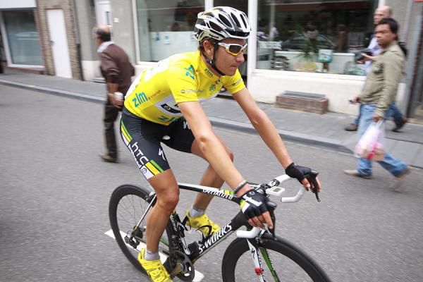Patrick Gretsch (HTC-Highroad) rolls out for his day in yellow.