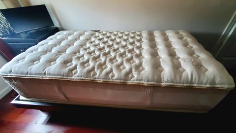 Saatva RX mattress mattress in reviewer's apartment