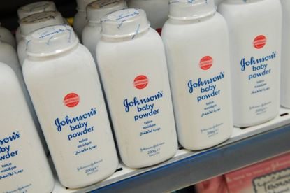 Johnson &amp; Johnson baby powder