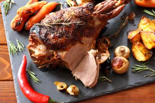 how to cook a leg of lamb