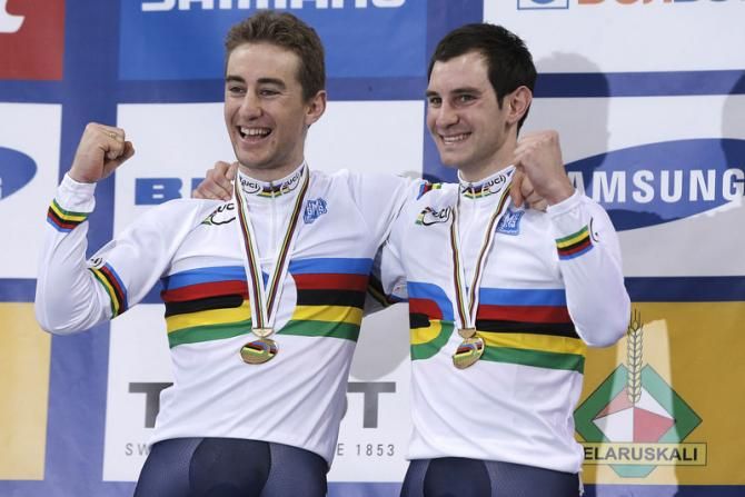 The victorious French pairing of Vivien Brisse and Morgan Kneisky on the podium following their madison win
