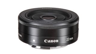 Beste pannenkoeklens: Canon EF-M 22mm f/2 STM