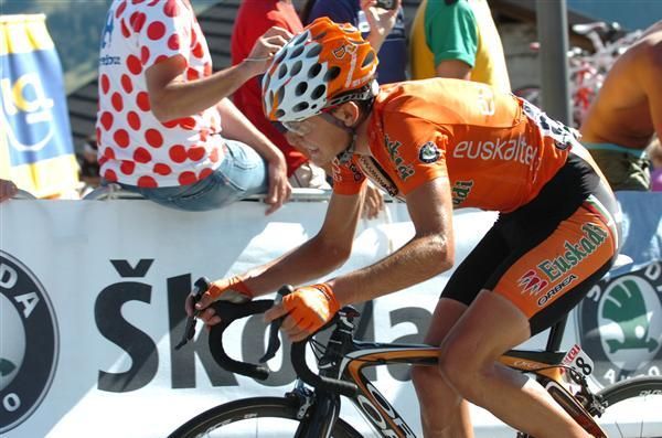 Amets Txurruka (Euskatel-Euskadi) makes his way up the final climb