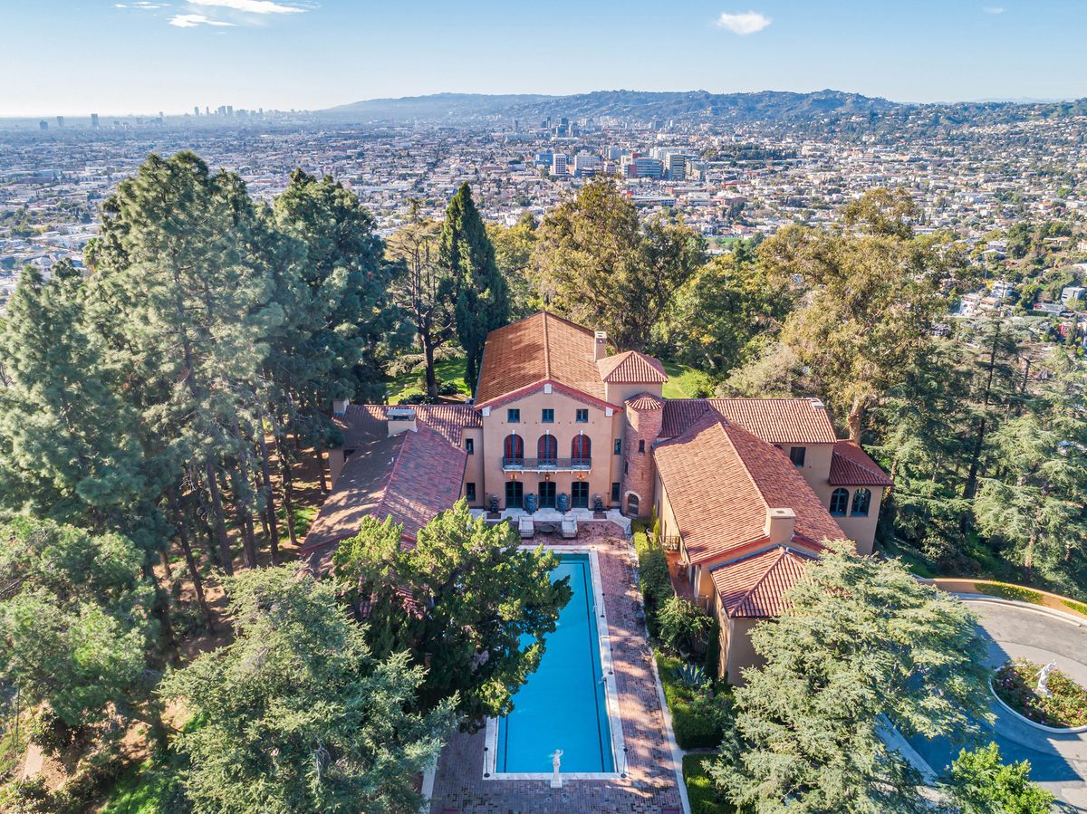 Check into Paramour Estate in Los Angeles - Vimarsana News