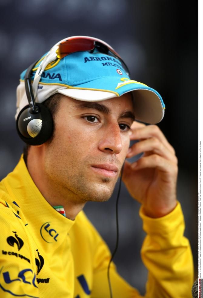 Vincenzo Nibali listens to the questions
