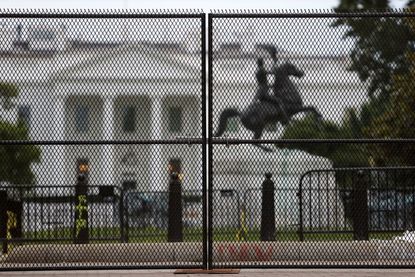 New fencing around the White House