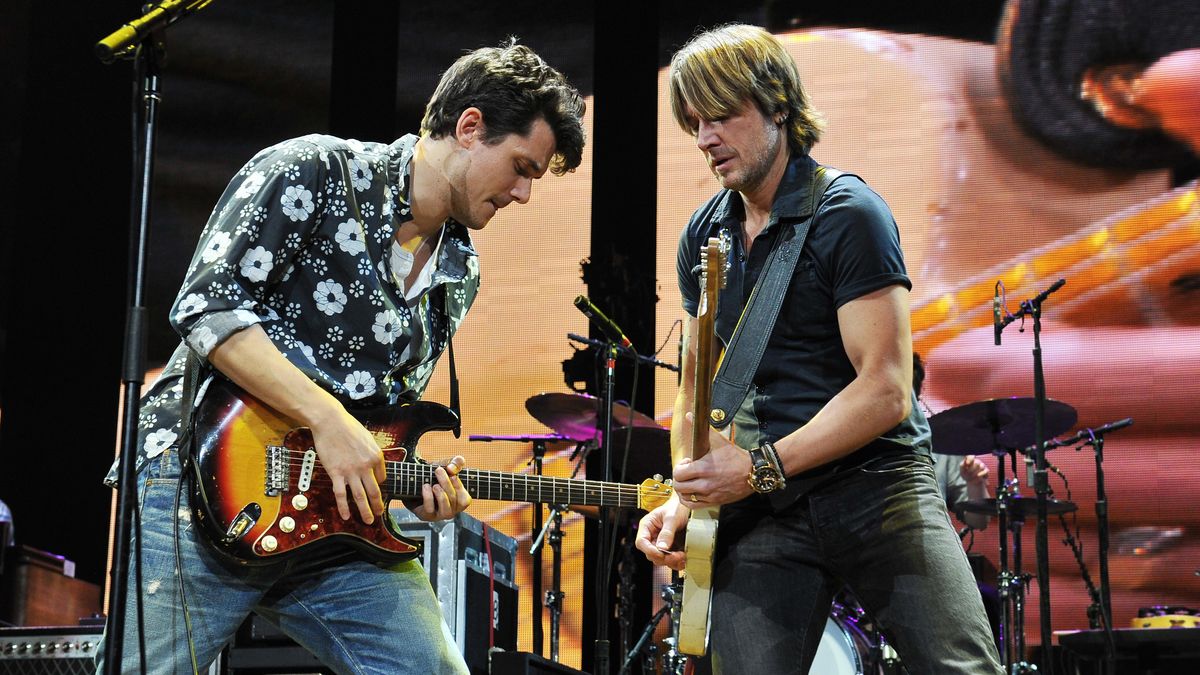 John Mayer and Keith Urban onstage in 2013