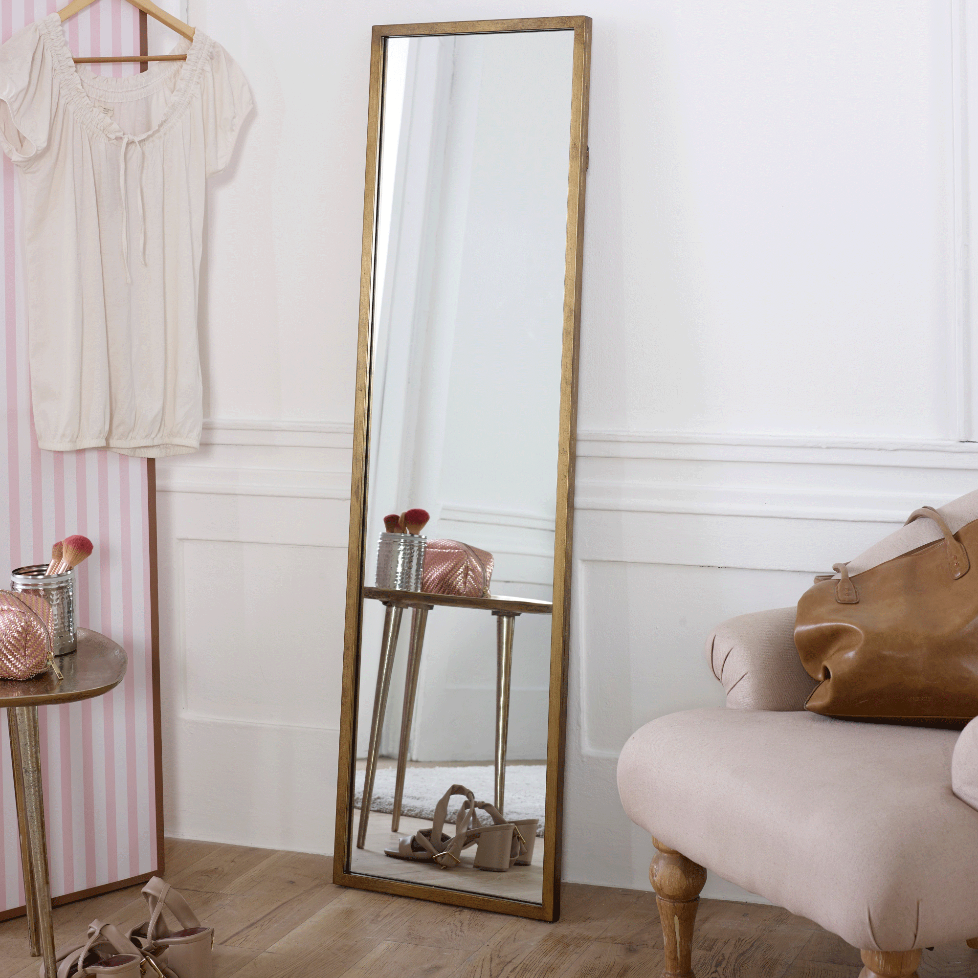Full length mirror in small bedroom