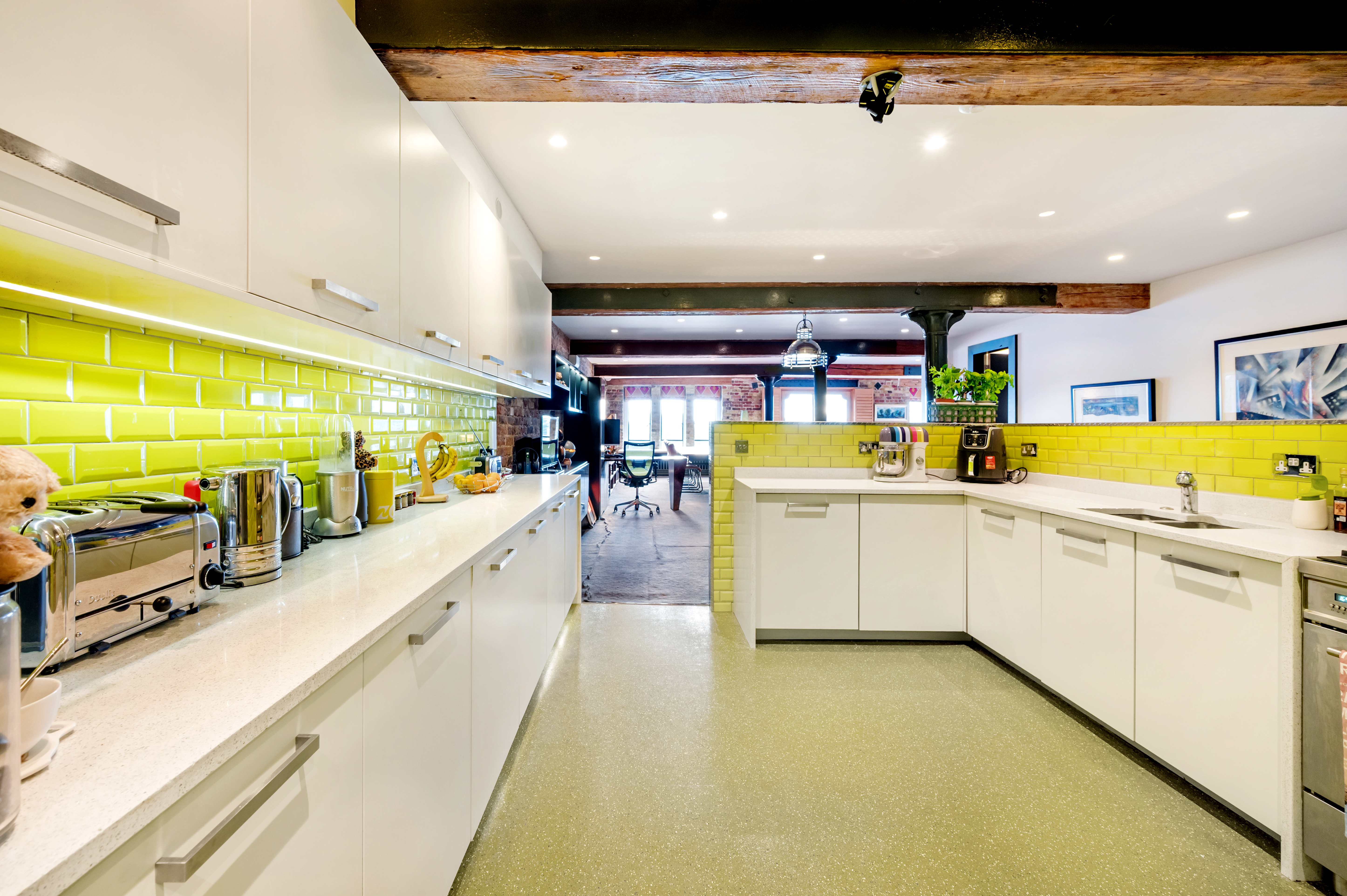 Oliver's Wharf apartment