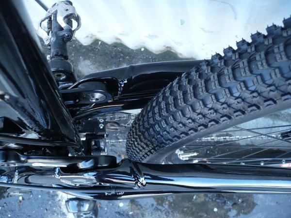 There is plenty of room for larger tyres. Our test bike had Kenda Small Block 8s on it.