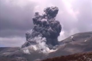 mount doom, volcano, eruption