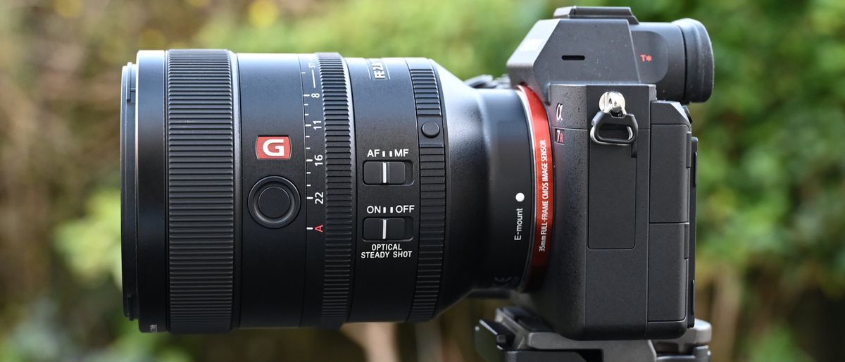 Sony FE 100mm F2.8 STF G Master OSS