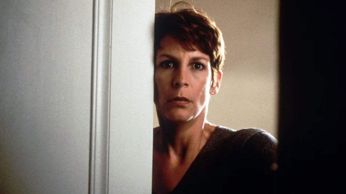 Jamie Lee Curtis Finally Addressed A Controversial Halloween Photoshoot With Michelle Williams Years Later: ‘You’ve Got To Take A Big Swing’